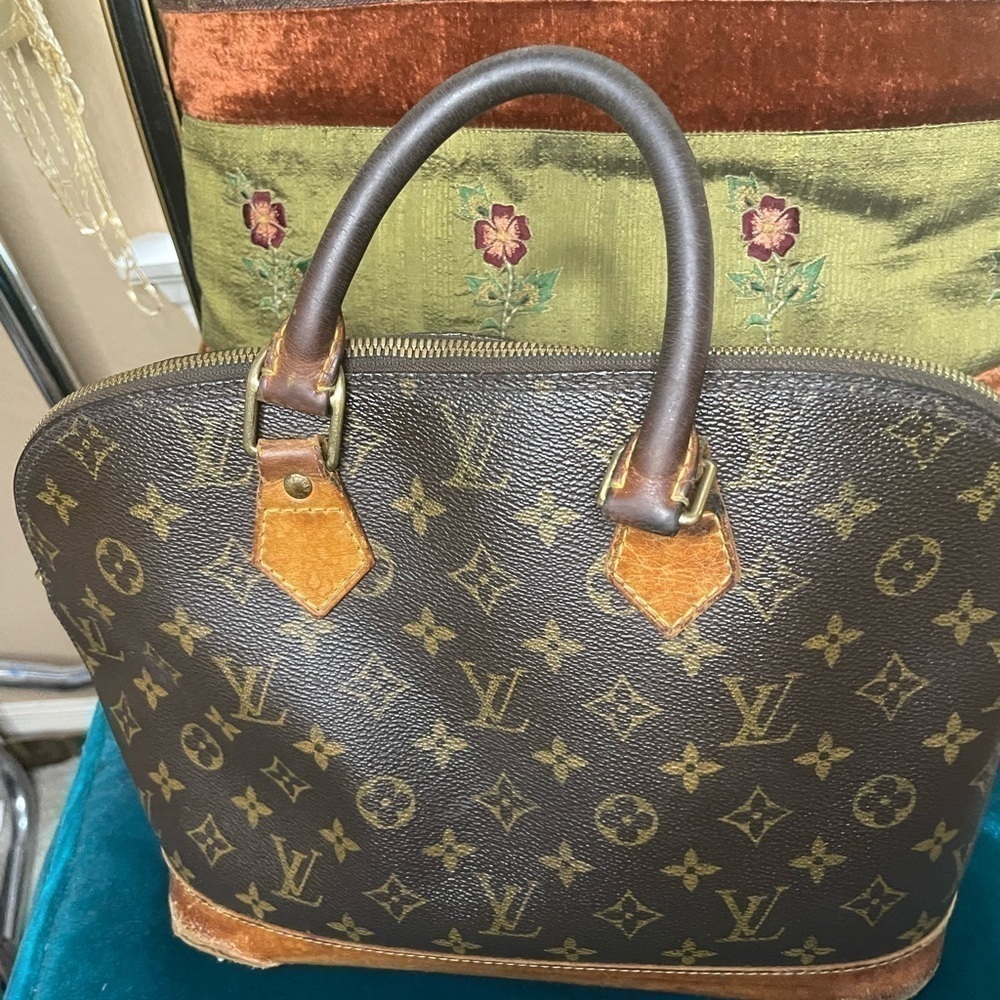 Louis Vuitton Alma Satchel MM Brown Canvas Monogram​​​​​​​​​​​​​​​​​​​​​​​​ - Picture 3 of 10